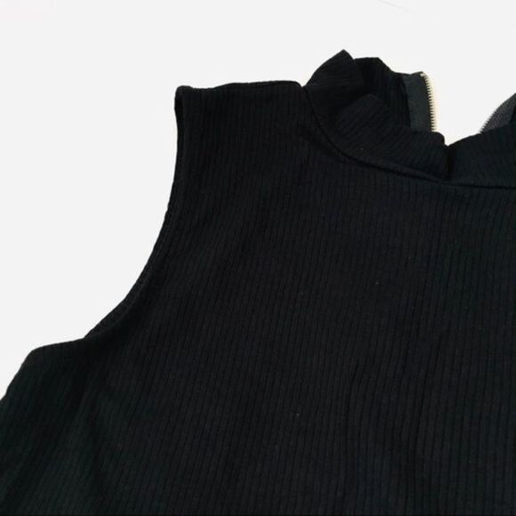 High Neck Crop Top Zipper Front Collar - Picture 6 of 6